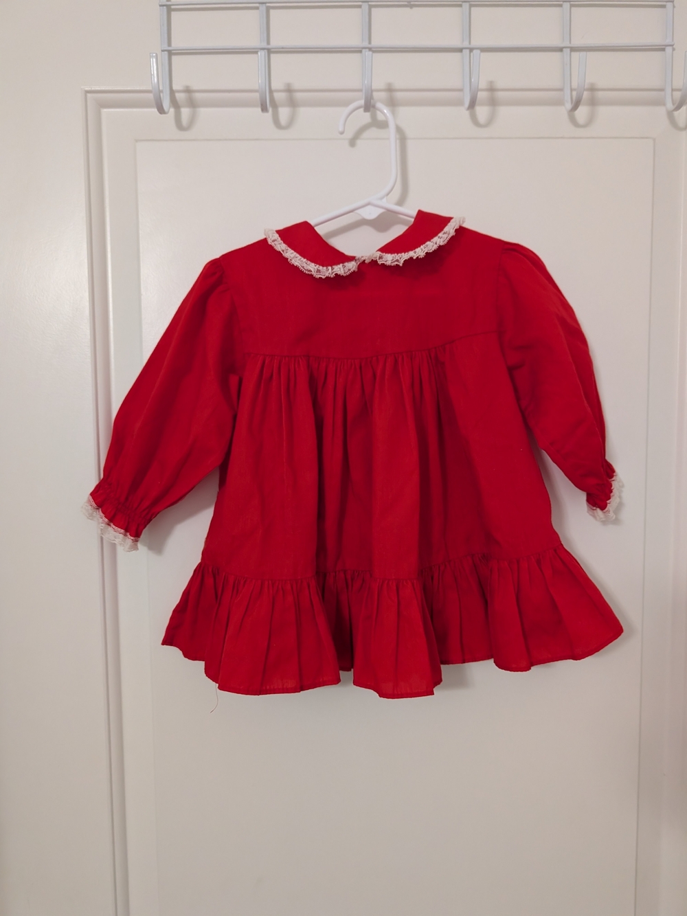 Vintage Girls Red Christmas Dress Size 2 Lace Peter Pan Collar Cottagecore